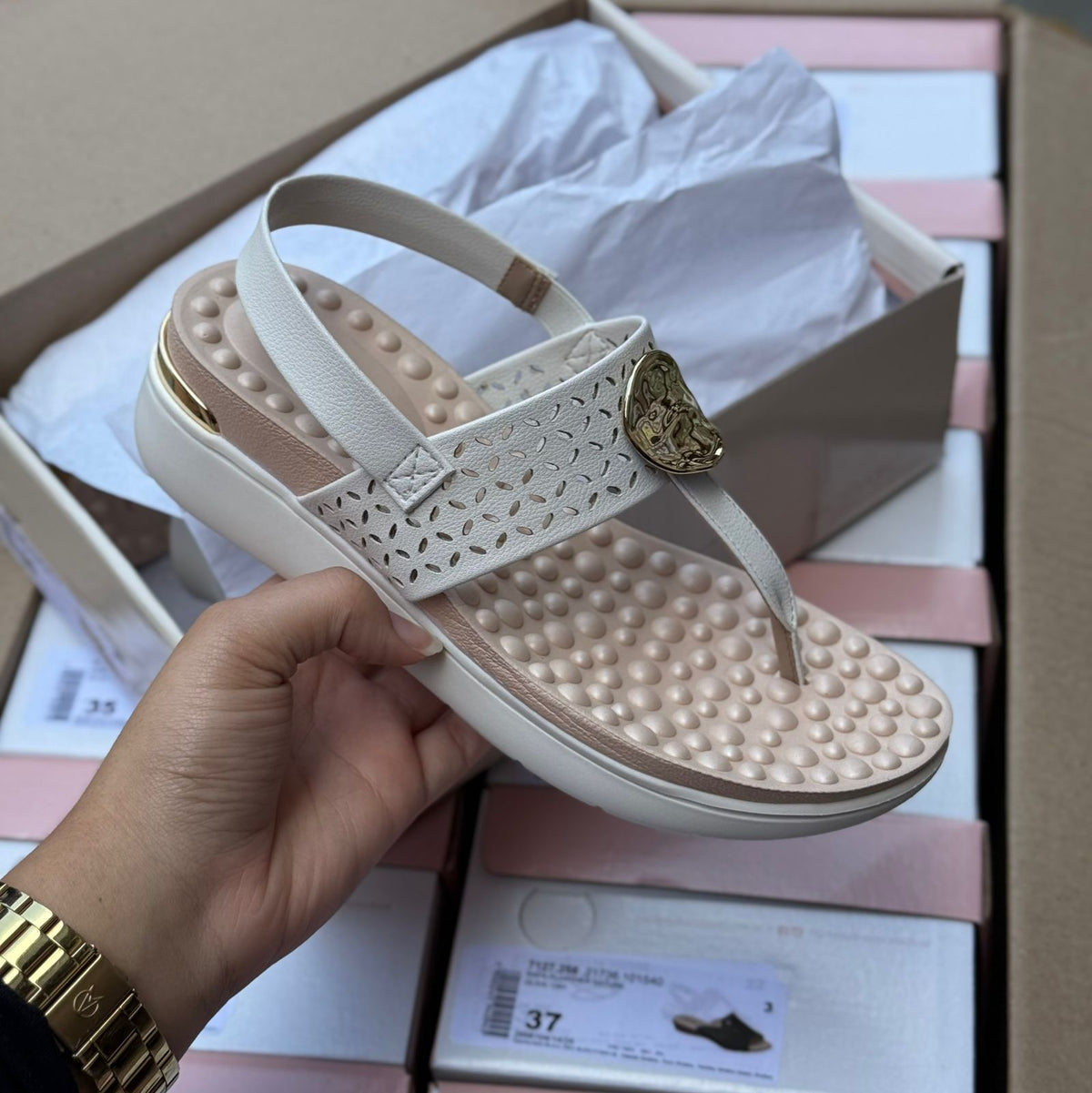 Sandália Modare Floater 7151.140