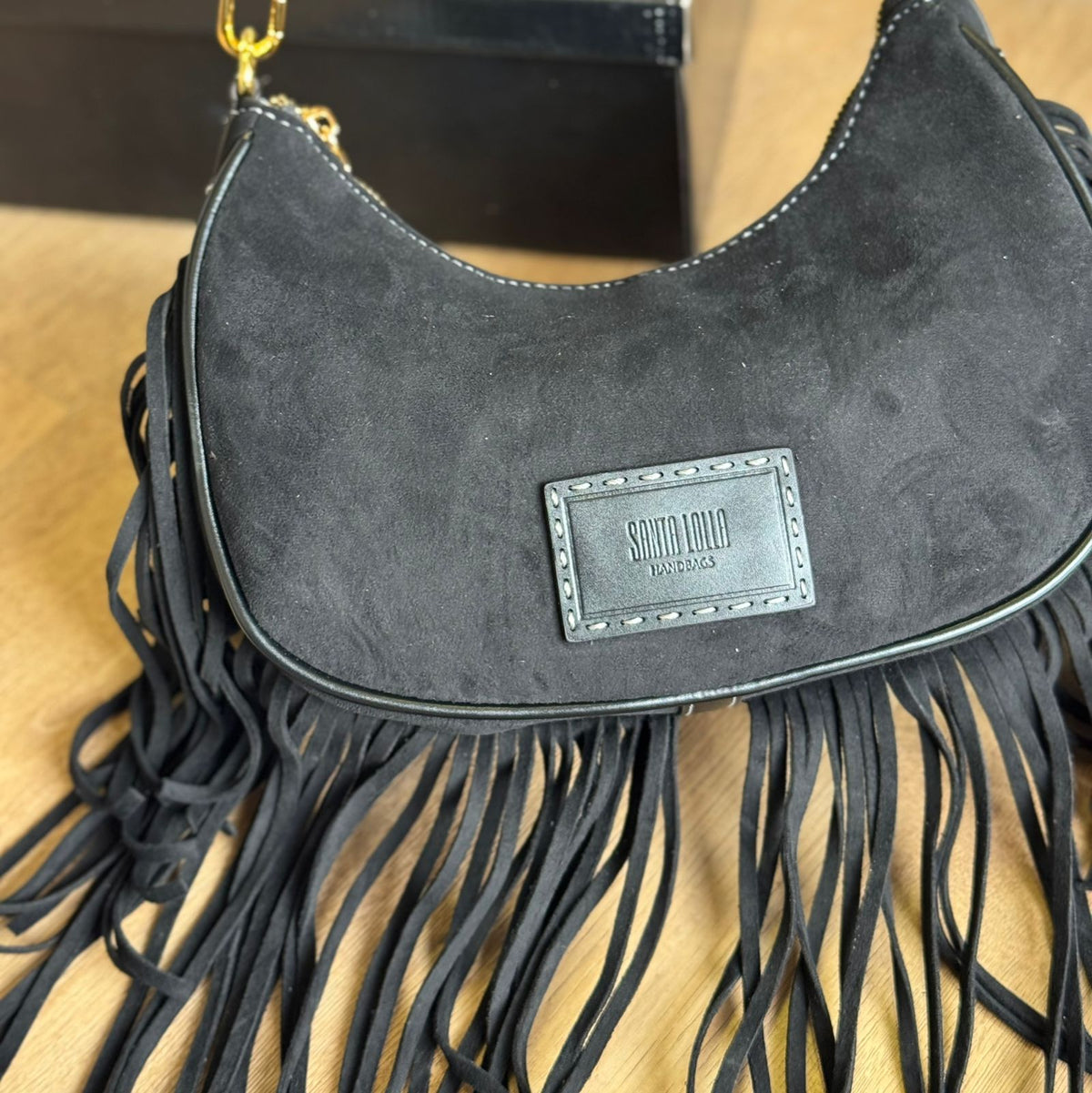 Bolsa Santa Lolla Hobo Camurça Franjas Alça de Ombro 0470.56F0.038E