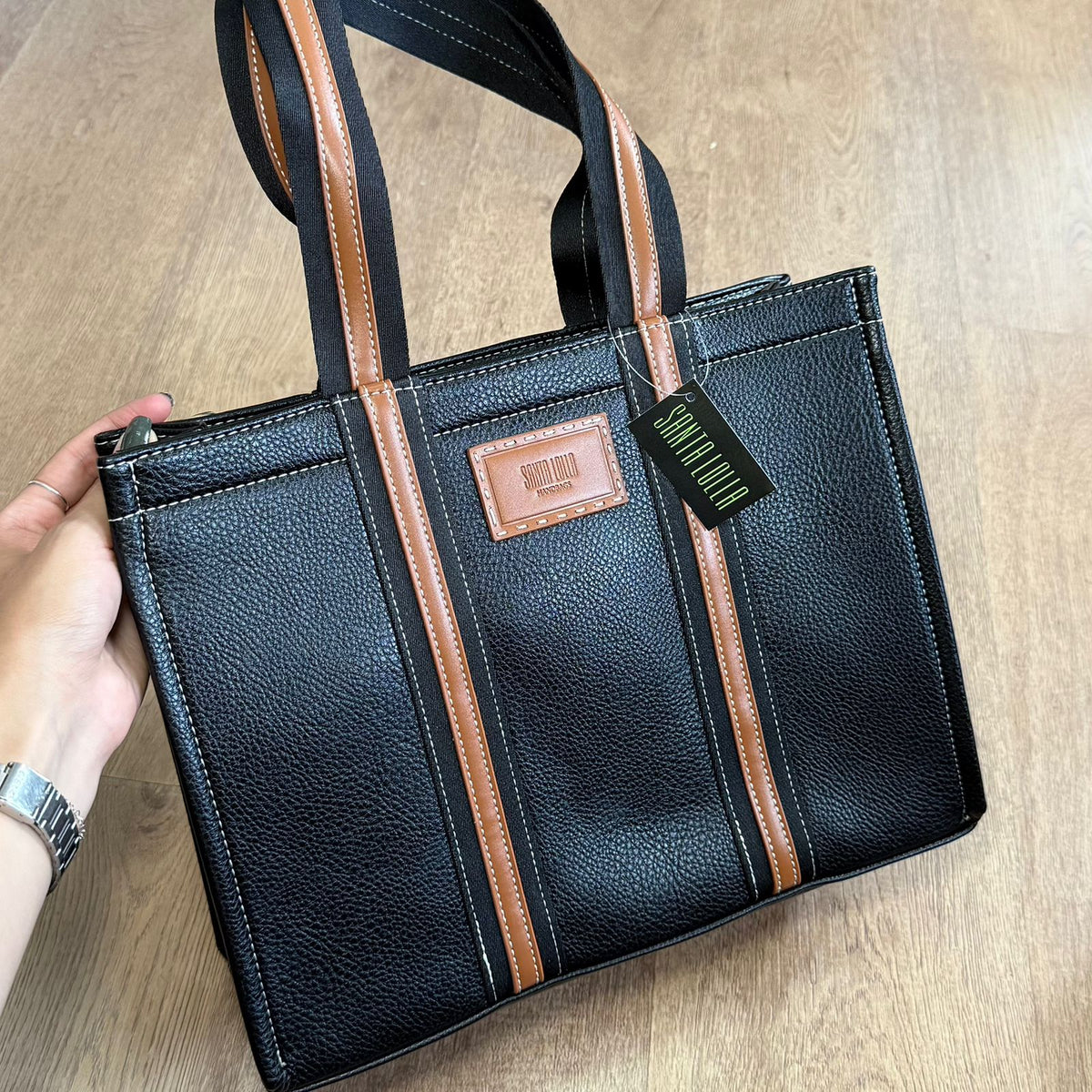 Bolsa Santa Lolla Quadrada Estruturada Alça De Ombro 0453.5720