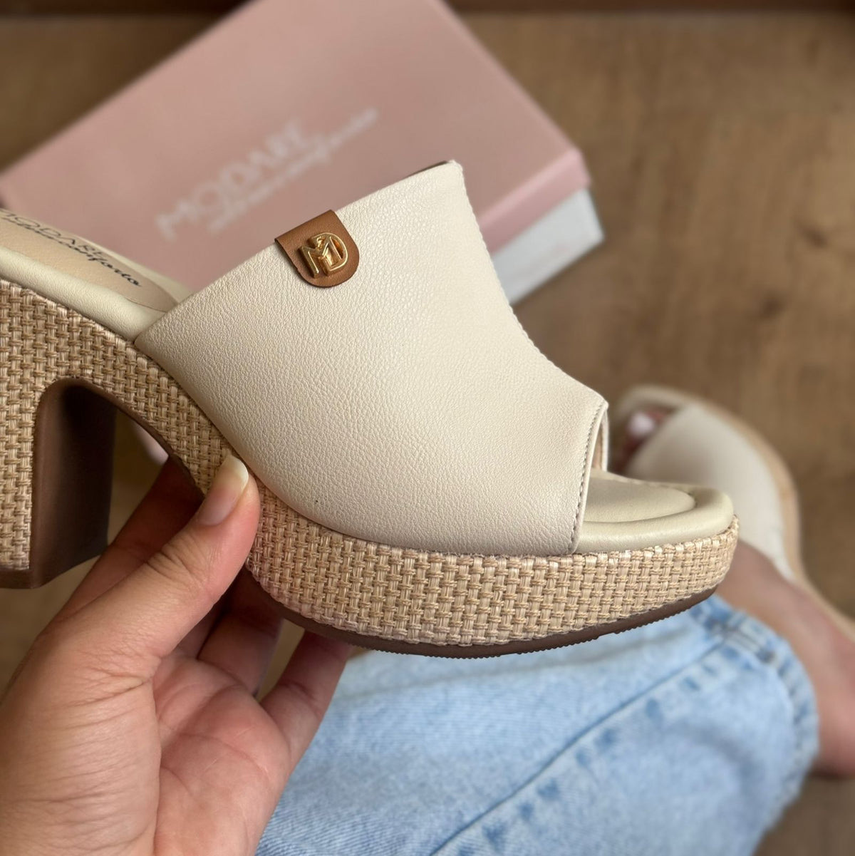 Sandália Modare Salto Bloco 7203.112