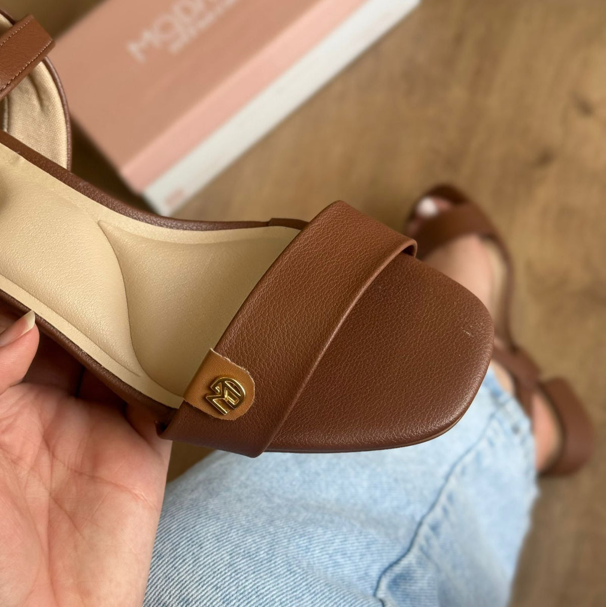 Sandália Modare Salto Bloco Baixo 7211.101