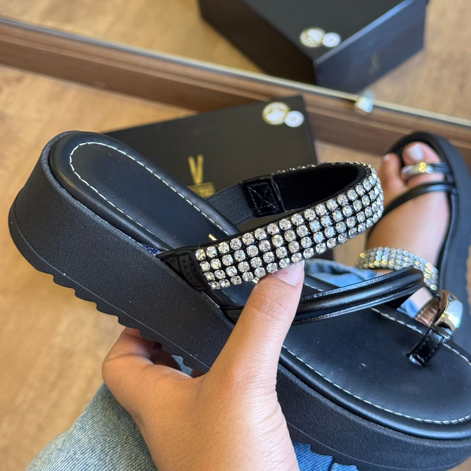 Sandália Vizzano Com Strass Prateado 6492.327