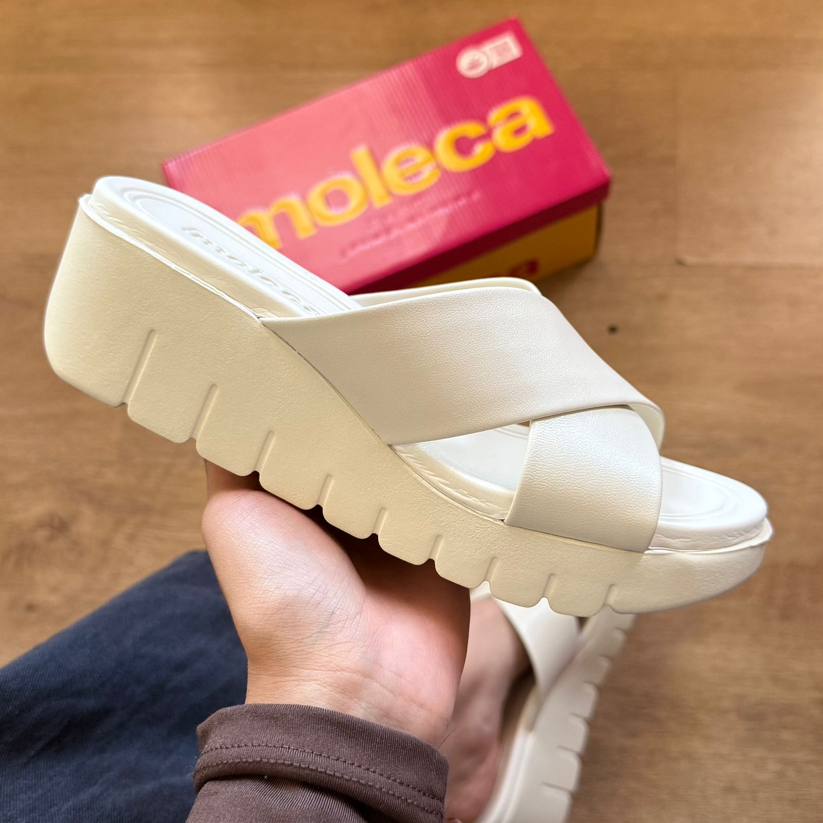 Sandália Moleca Tamanco Tiras Cruzadas 5536.108