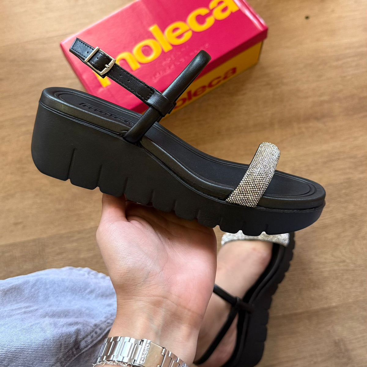 Sandália Moleca Plataforma Tira em Strass 5536.106