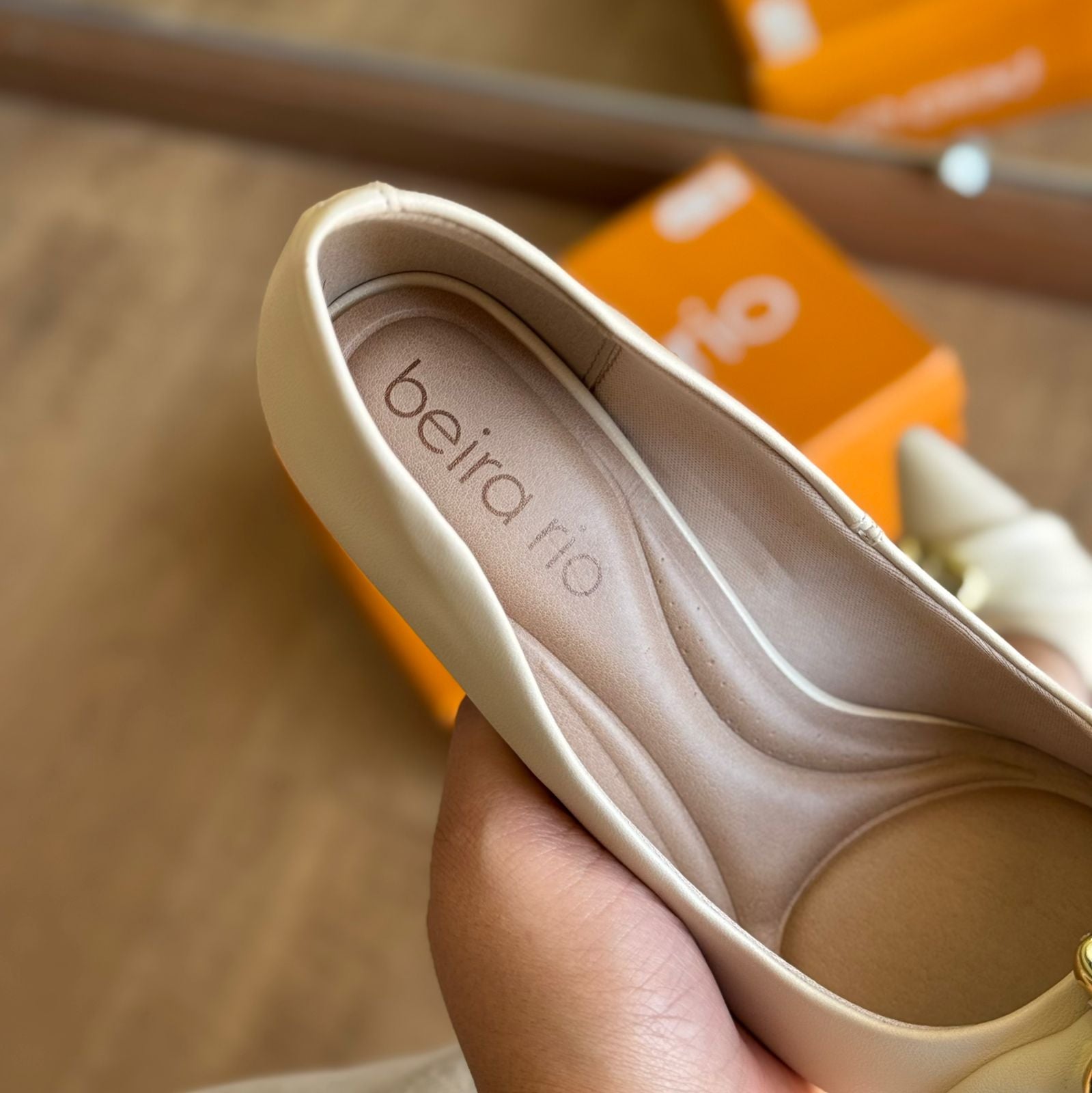 Scarpin Beira Rio Detalhe Dourado 4122.1494