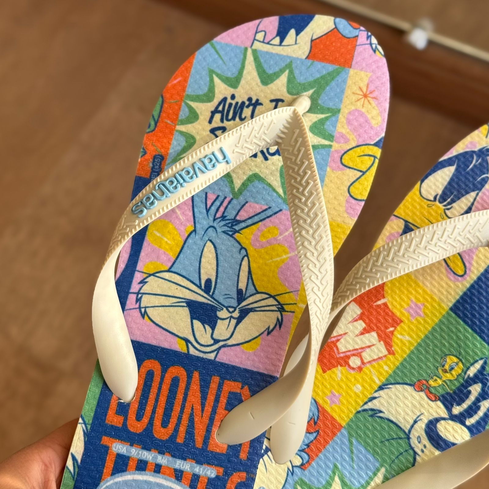 Havaianas Top Clássicos Warner Looney Tunes