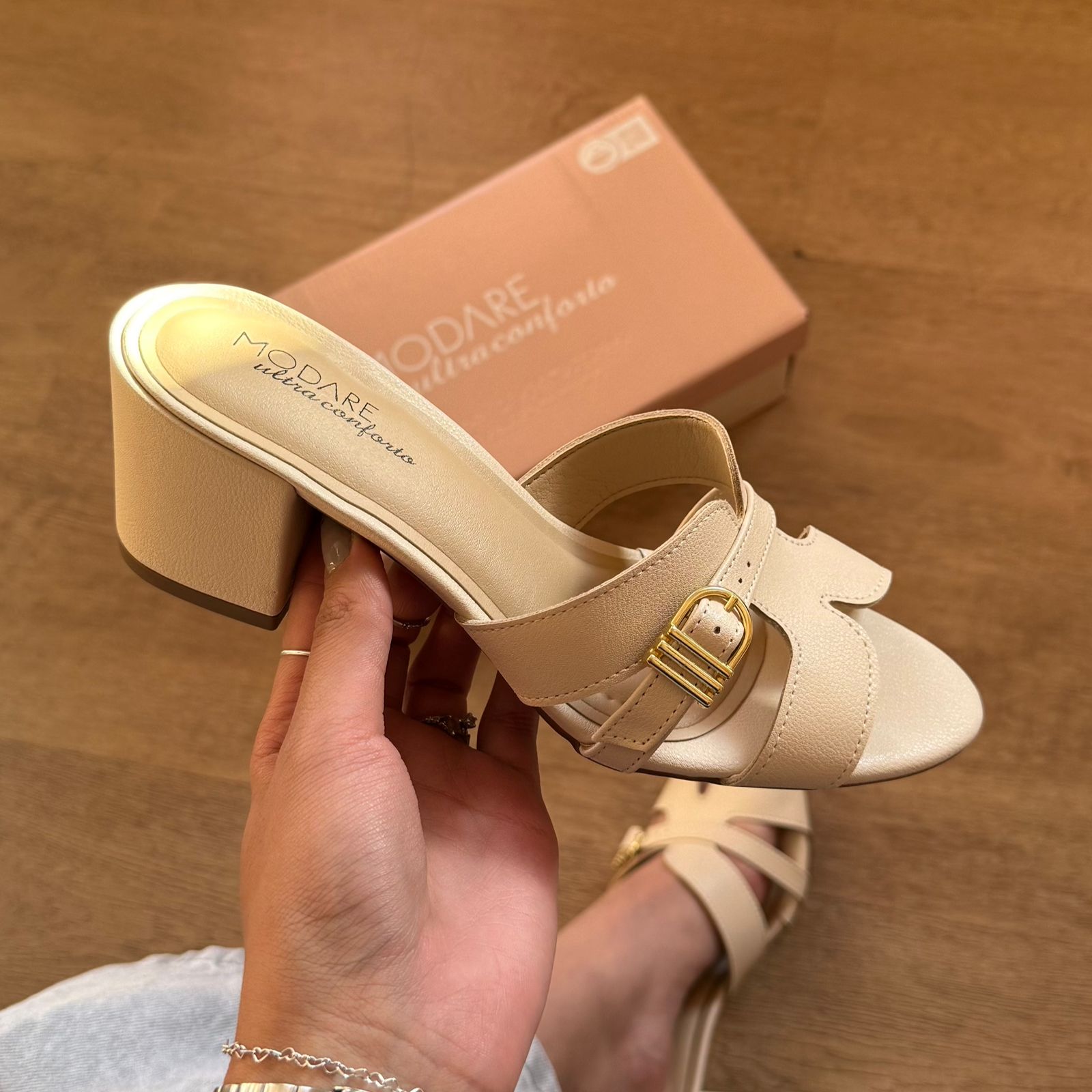 Sandália Modare Salto Bloco Baixo 7109.483