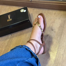 Sandália Vizzano Rasteira Detalhe Dourado nas Tiras 6528.108