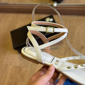 Sandália Vizzano Rasteira Detalhe Dourado nas Tiras 6528.108