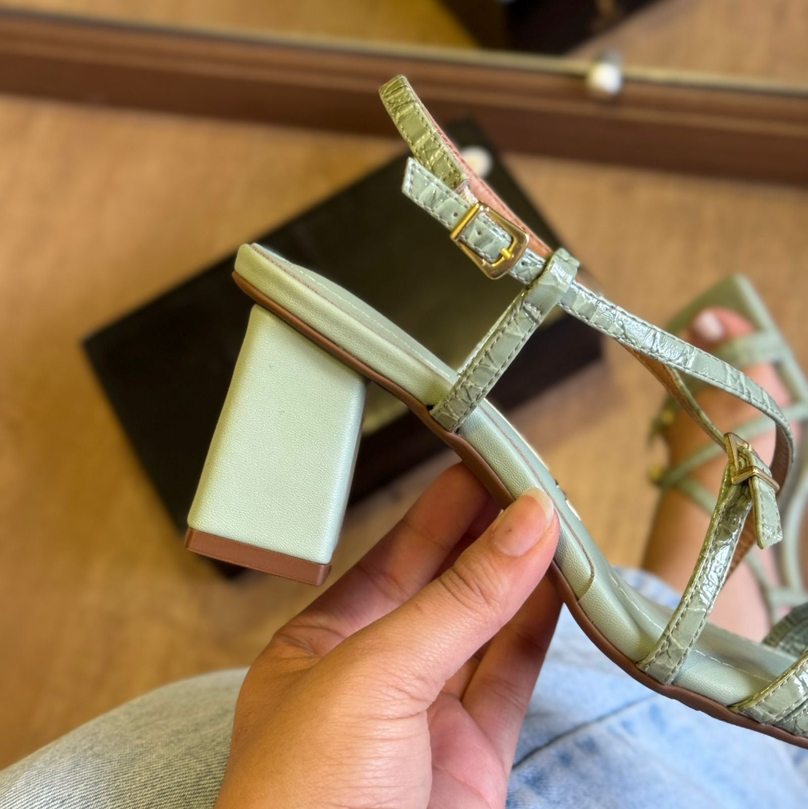 Sandália Vizzano Salto Bloco 6455.136