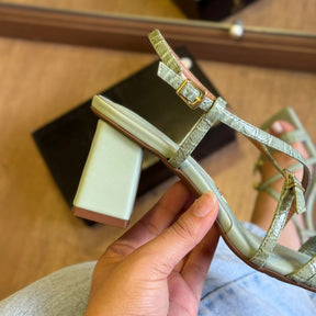 Sandália Vizzano Salto Bloco 6455.136