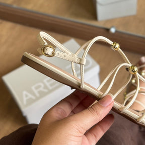 Sandália Rasteira Arezzo Tiras Esferas A044850512