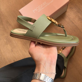 Sandália Modare Rasteira Com Pedrarias 7212.103