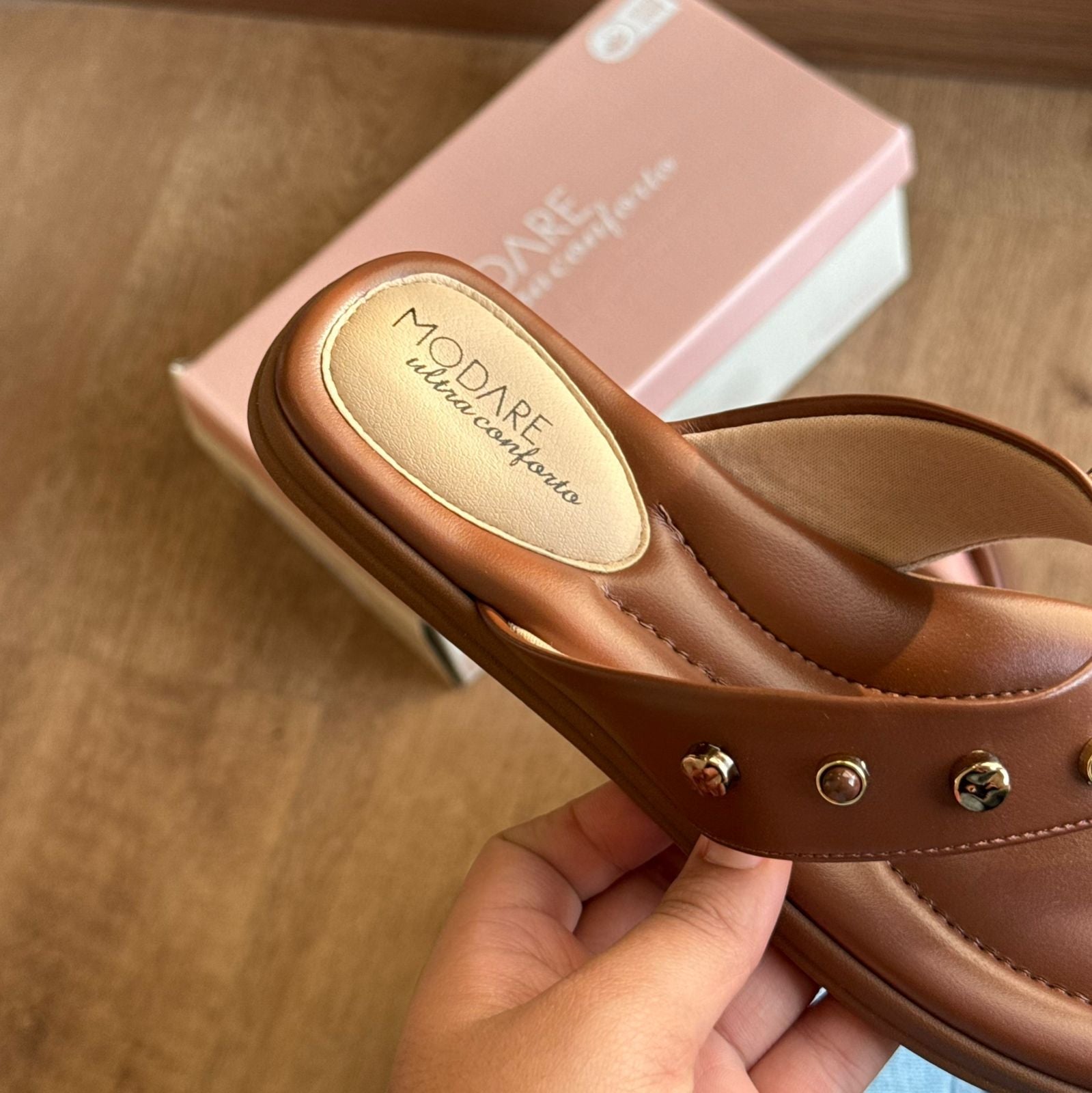 Sandália Modare Rasteirinha Detalhes Dourado 7212.104