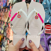 Havaianas Slim Square (Branco) + Placa e Pingente Olho Grego