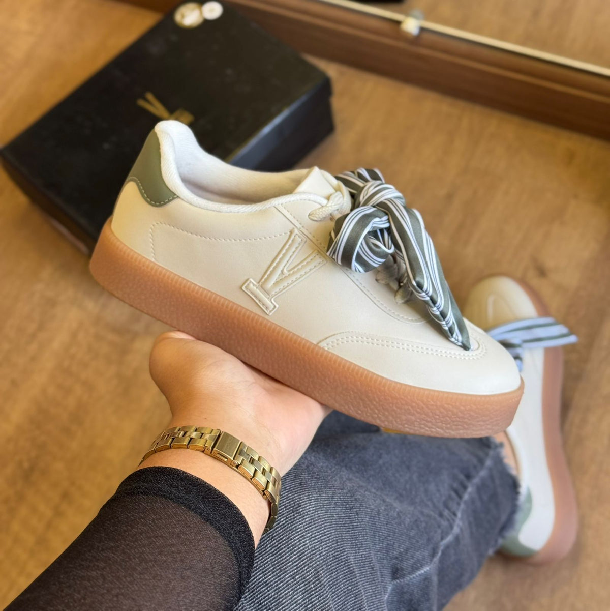 Tênis Vizzano Casual Cadarço de Laço 1444.105