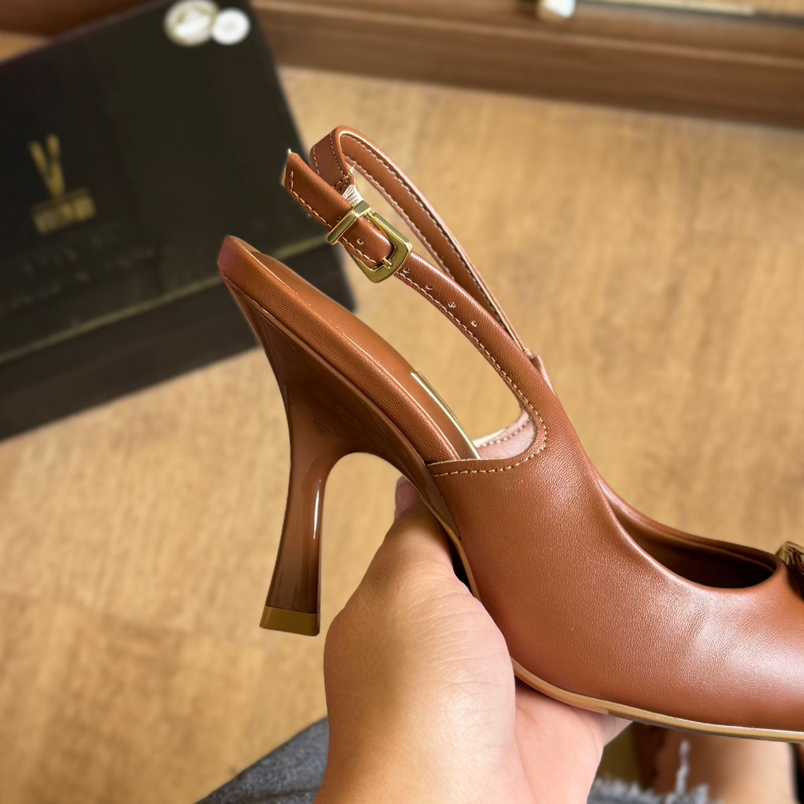 Scarpin Vizzano Pedra de Ouro 1464.302