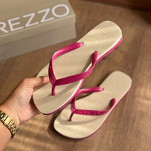 Chinelo de Dedo Arezzo Bicolor Roma Basics Z190350006