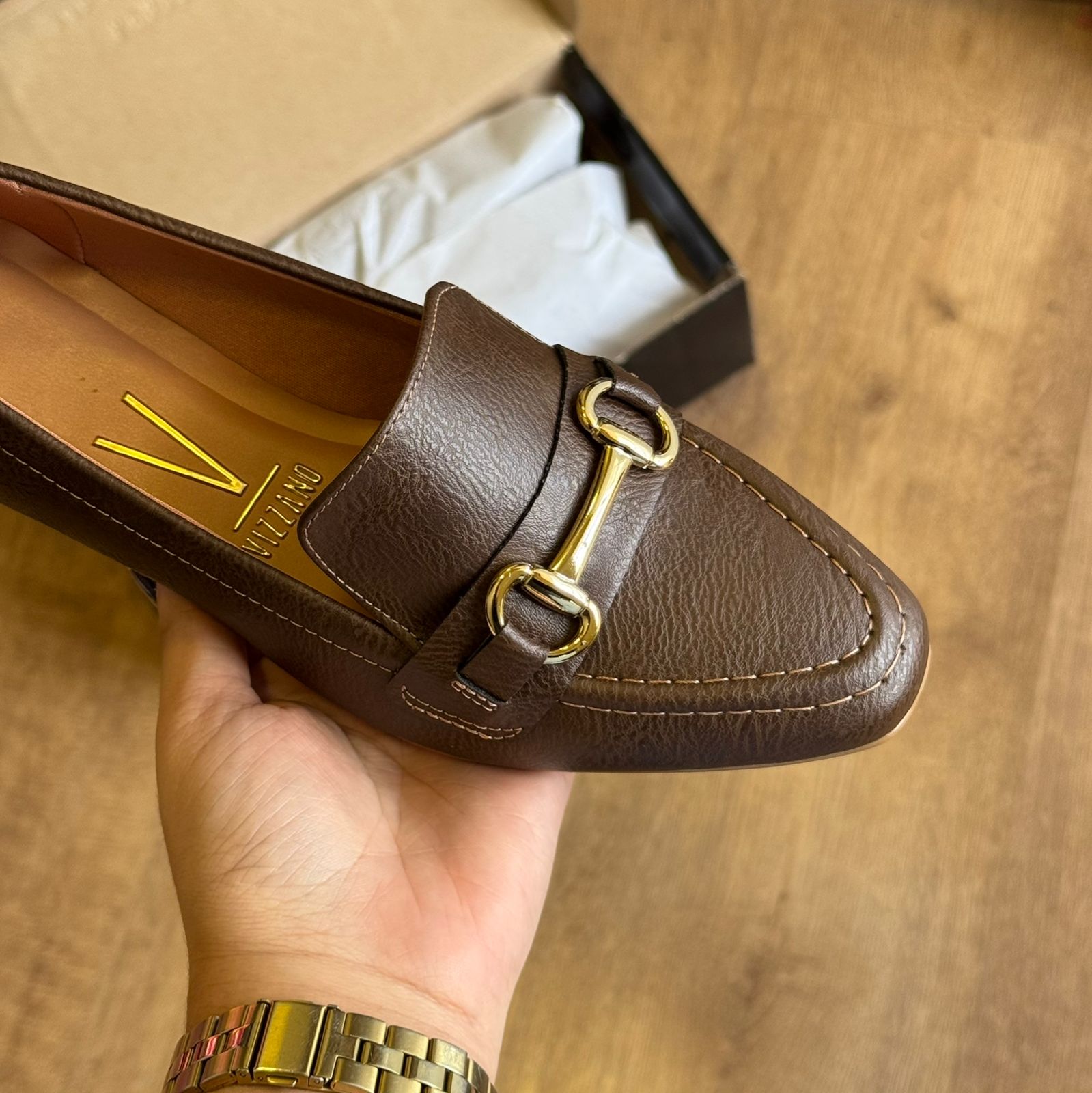 Mocassim Vizzano Detalhe Dourado Lisa 1351.106