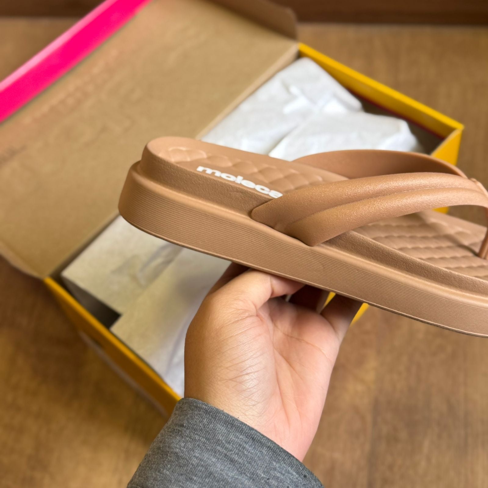 Chinelo de Dedo Moleca 5554.100