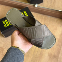 Rasteira Santa Lolla Bico Quadrado Tiras Cruzadas Gorgurão 0472.381B.01B2