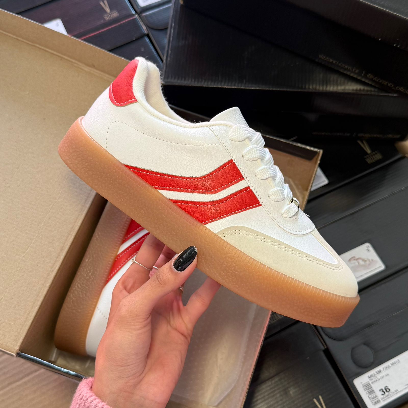 Tênis Vizzano Detalhes Laterais 1444.100