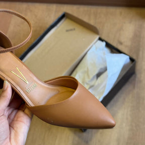 Sandália Vizzano com Bico Fino e Salto Bloco 1220.317