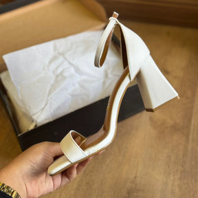 Sandália Vizzano Salto Bloco 6464.102