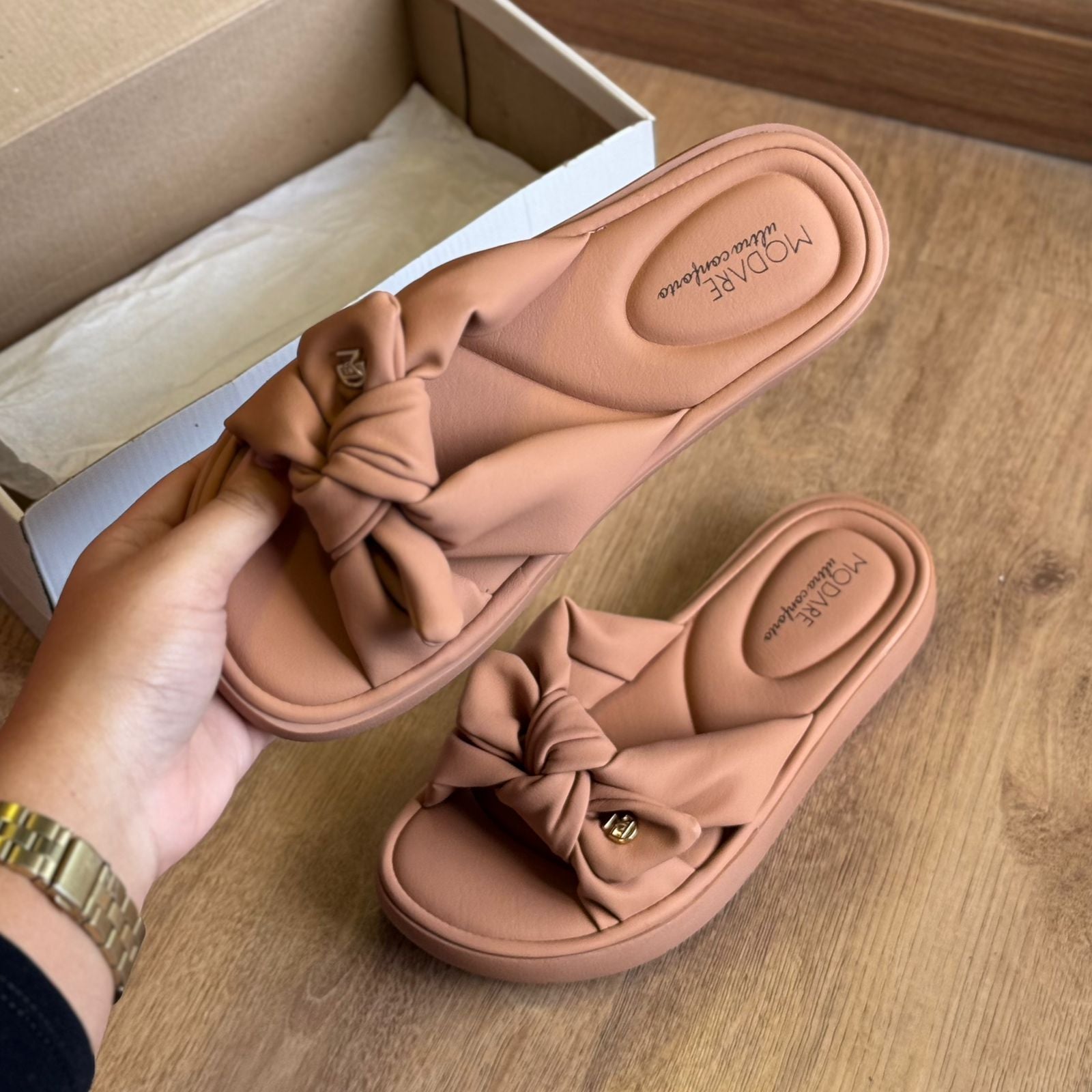 Sandália Modare Detalhe de Laço 7208.101