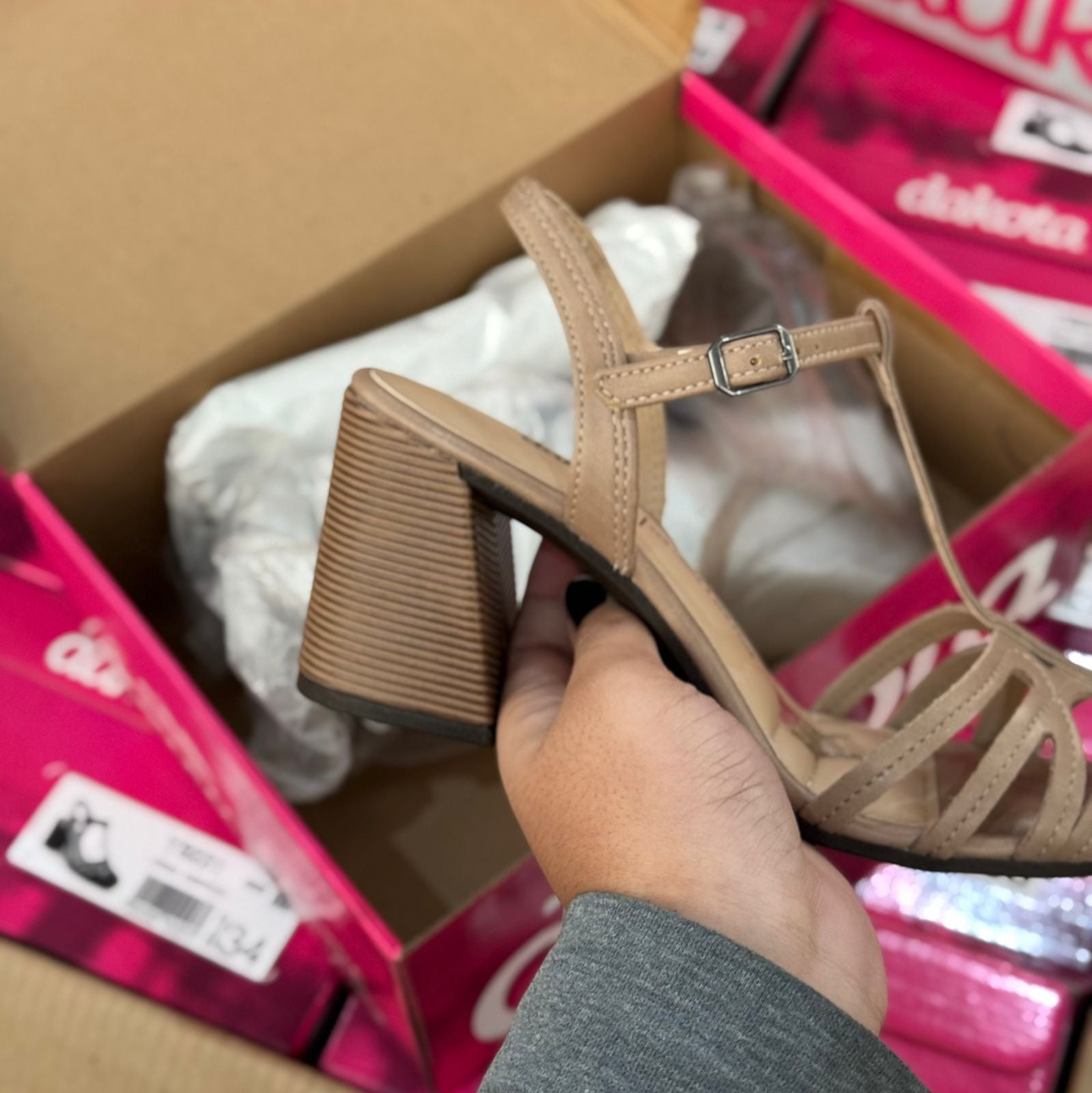 Sandália Dakota Salto Bloco Tiras Entrelaçadas Y9231