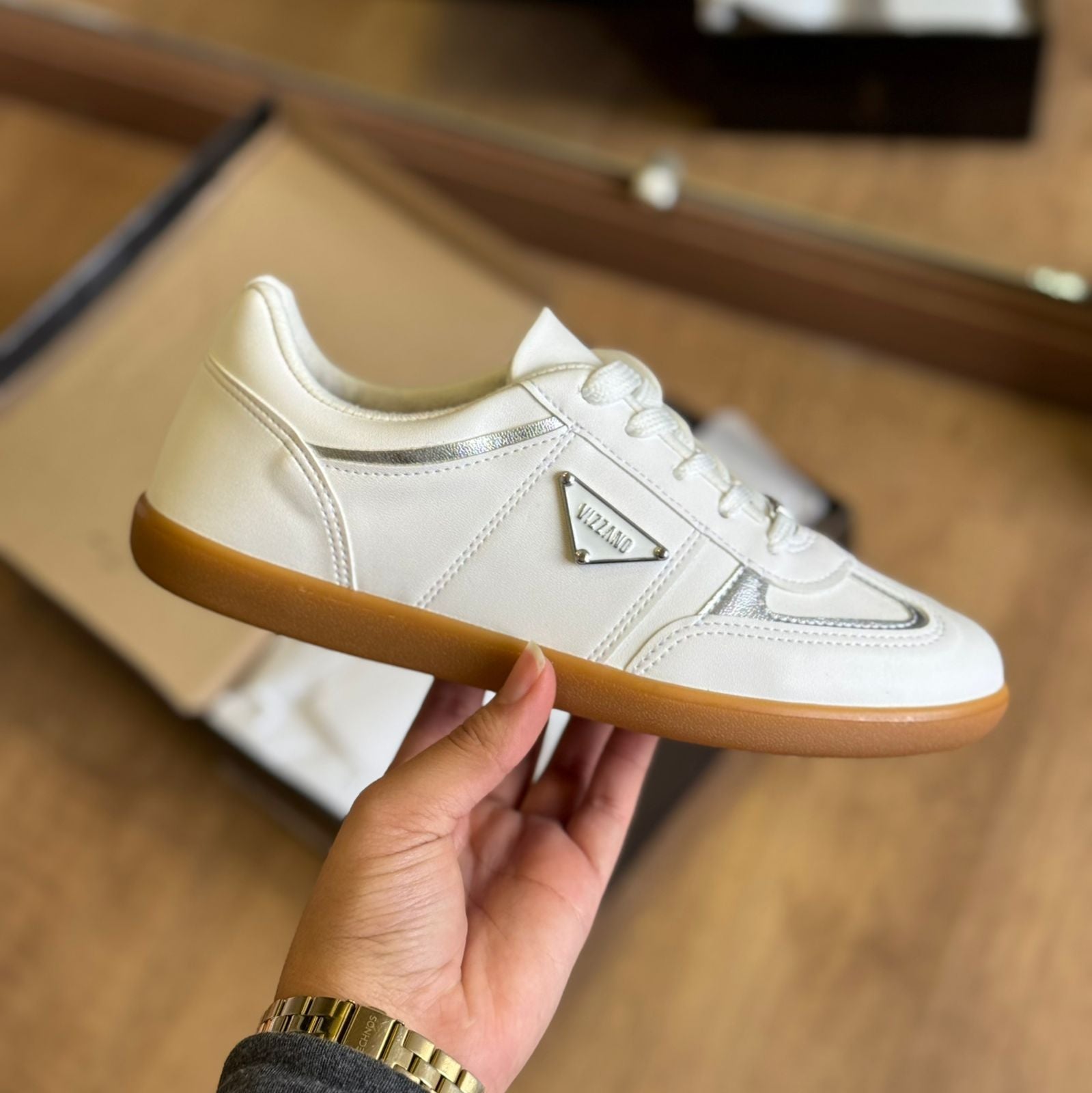 Tênis Vizzano Detalhe da Marca 1430.113