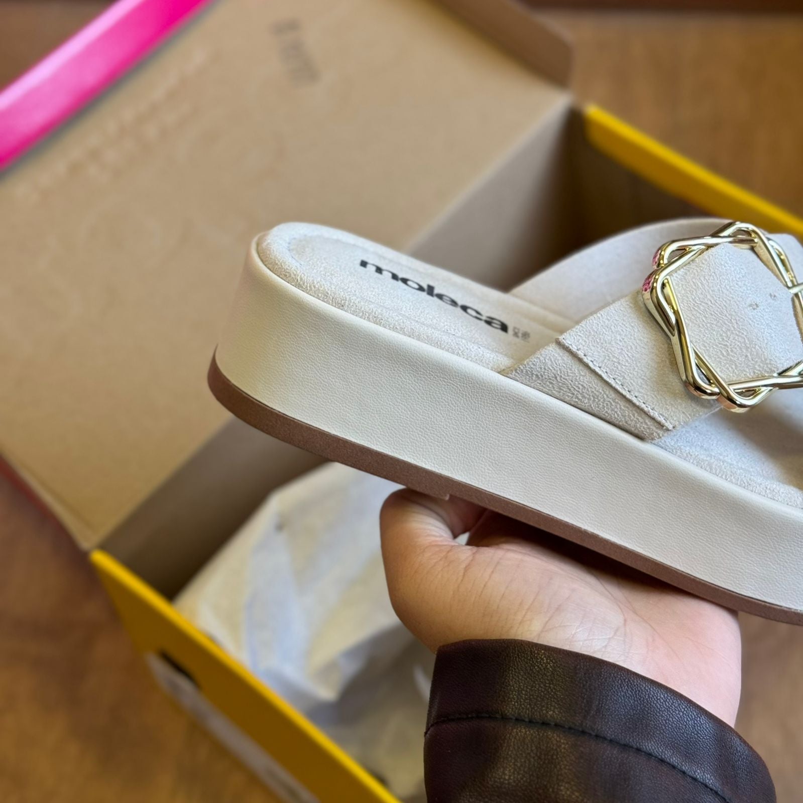 Sandália Moleca Detalhe Fino na Tira 5553.101 - Veludo