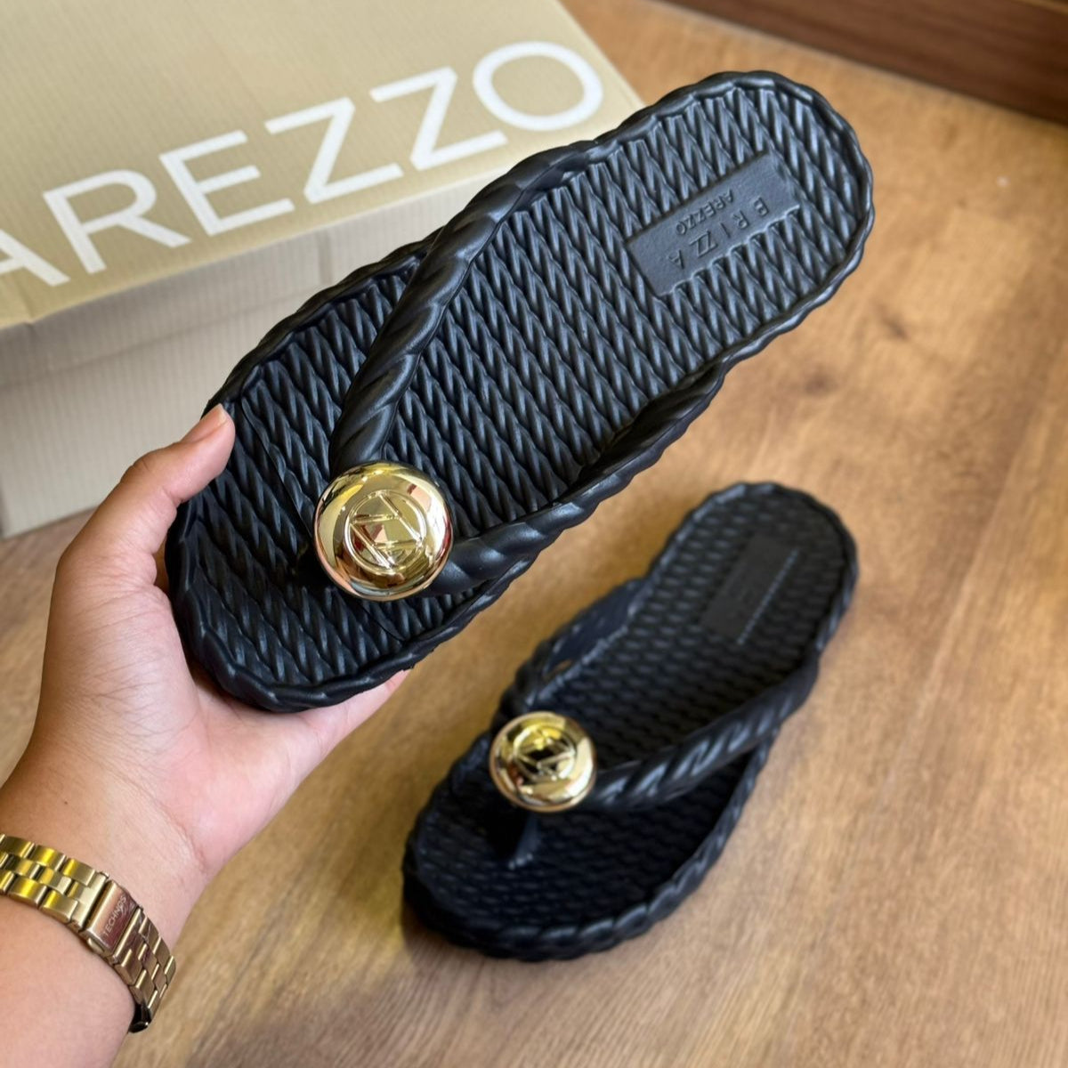 Chinelo Arezzo de Dedo Marrocos Brizza Z190040008