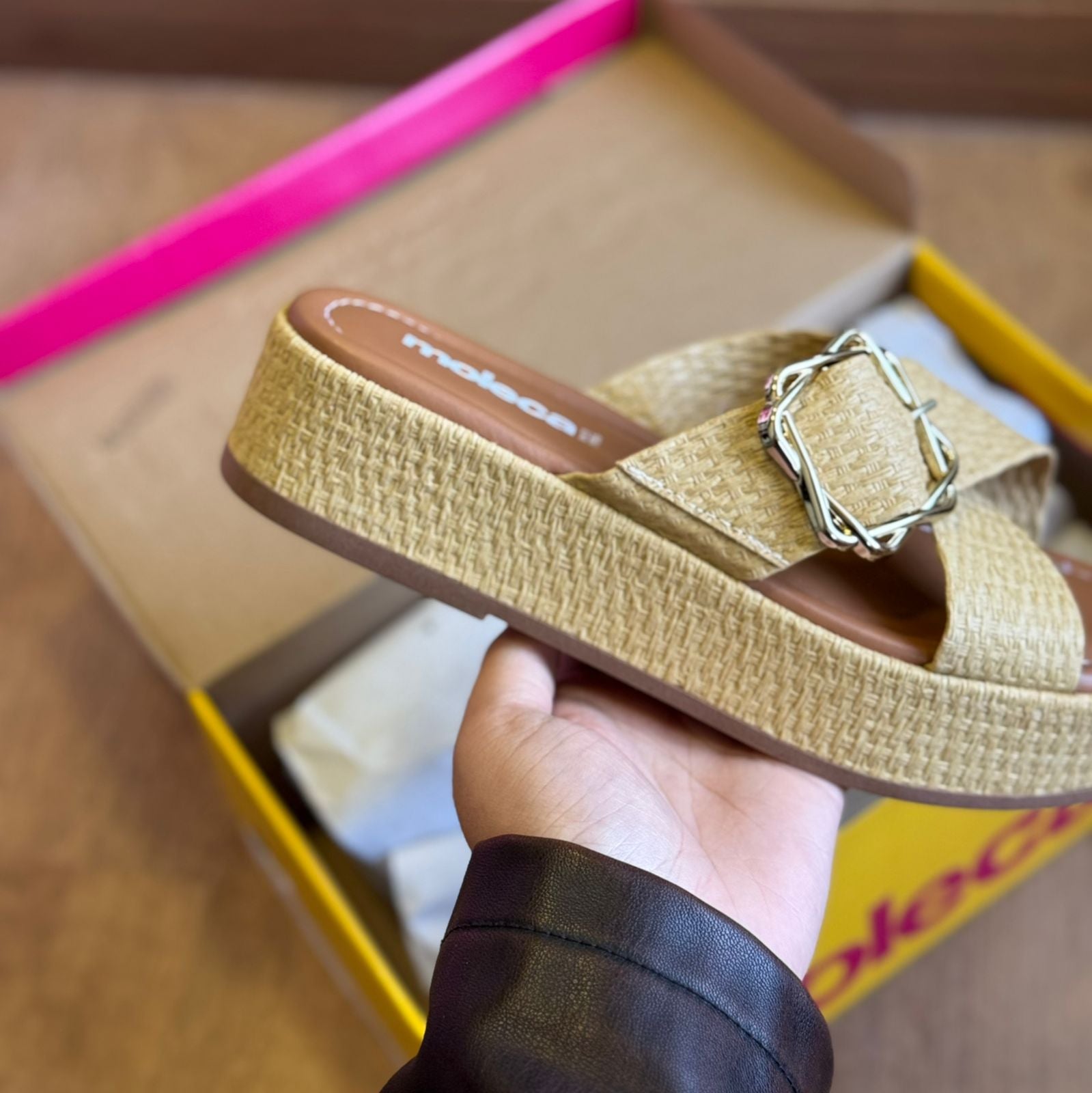 Sandália Moleca Detalhe Fino na Tira 5553.101.9569 - Soft