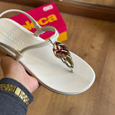 Sandália Moleca Detalhe Dourado de Folha 5490.122