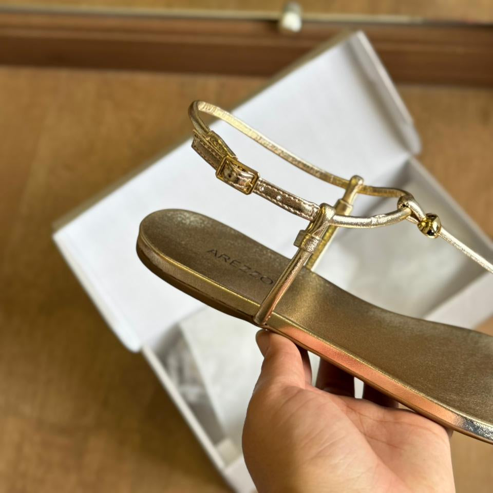 Sandália Arezzo Rasteira Slim Tiras Metal A032740144