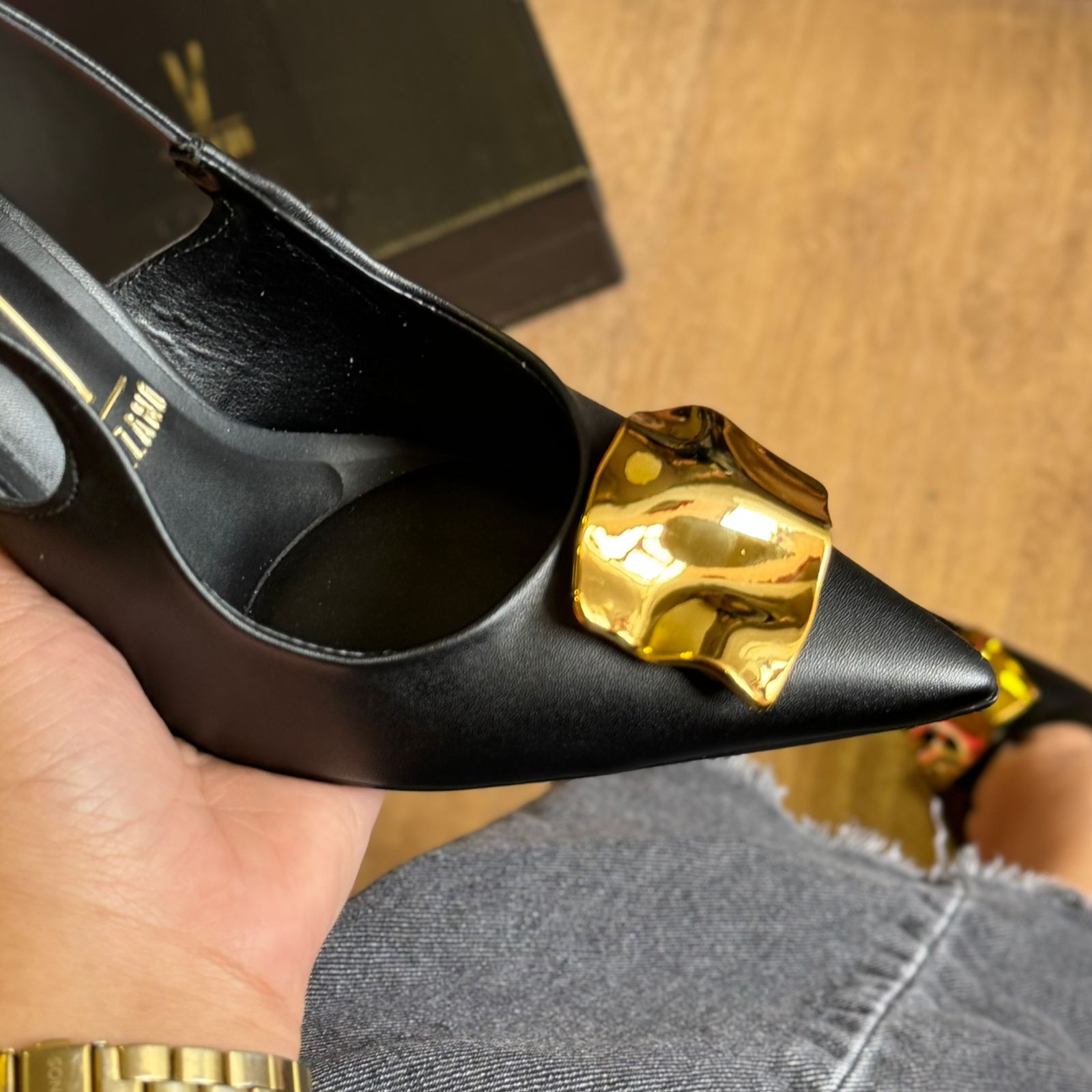 Scarpin Vizzano Pedra de Ouro 1464.302