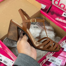 Sandália Dakota Salto Bloco Tiras Entrelaçadas Y9231