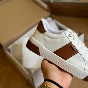 Tênis Ana Capri Sola Estruturada Listra Lateral C304830008