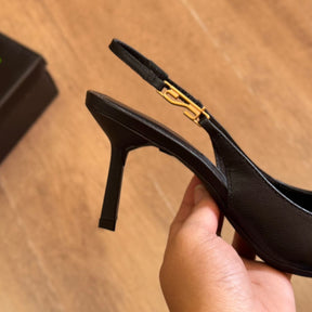 Scarpin Slingback Santa Lolla Verniz Salto Fino Médio 06D1.49EB.0202