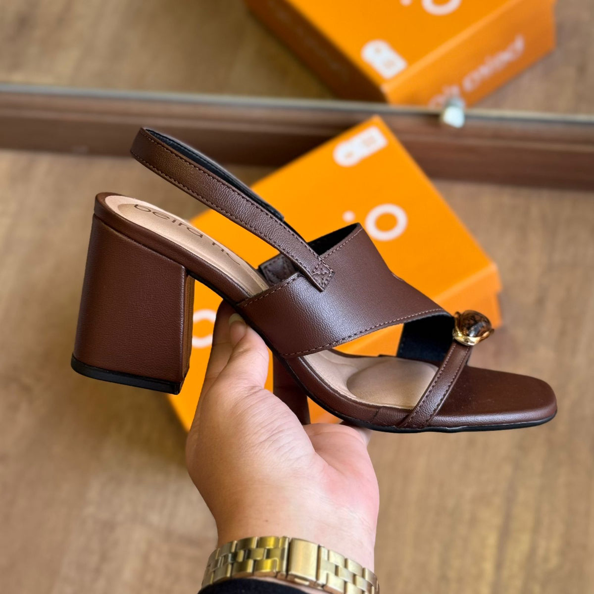 Salto Beira Rio Marfim Polido 8436.243