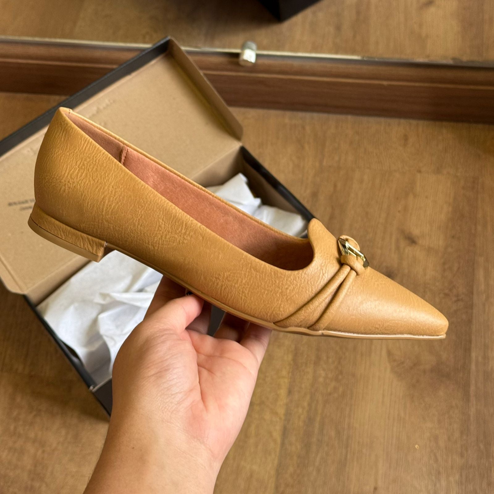 Sapatilha Vizzano Detalhe V Dourado 1206.1004