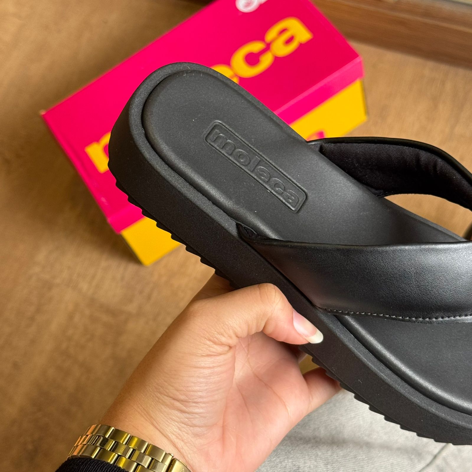 Chinelo de Dedo Moleca FlatForm 5489.100