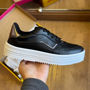 Tênis Moleca Casual Risco Metálico 5782.316