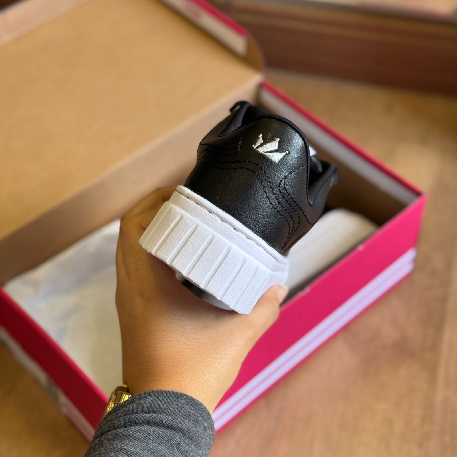 Tênis Skynner Solado Alto Couro Sintético 25-1910