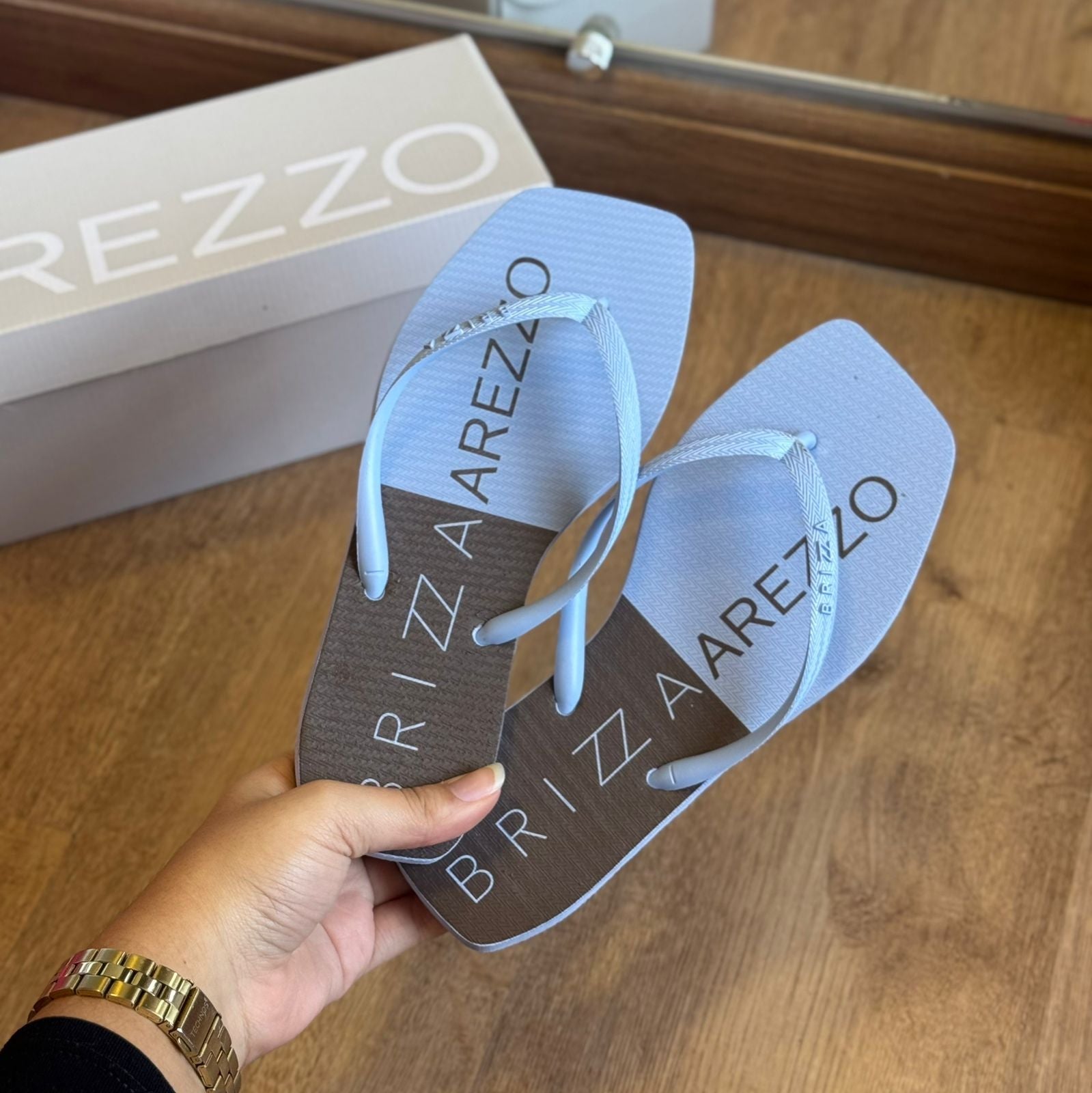 Chinelo Arezzo Dia e Noite Z190270258