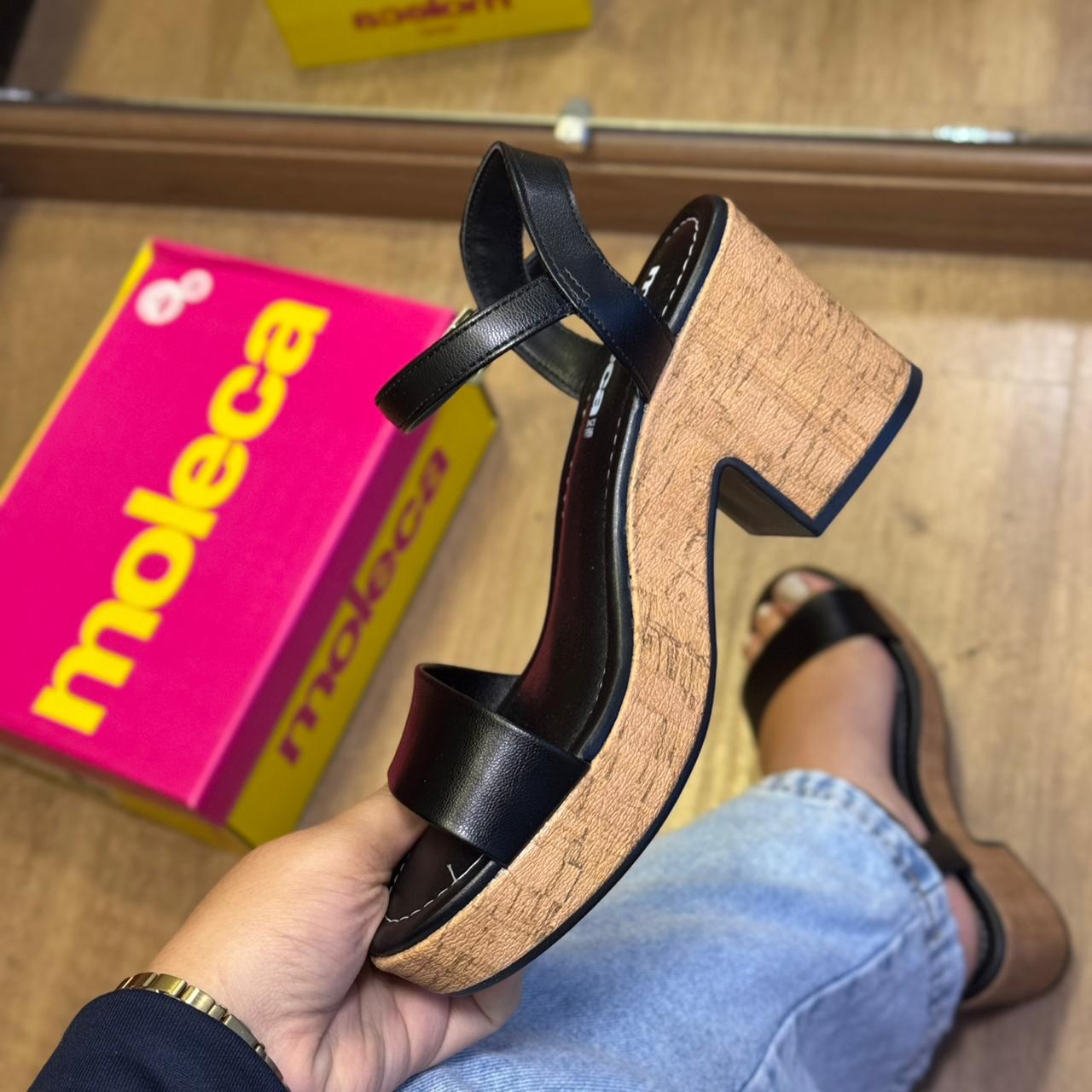 Sandália Moleca Salto Grosso 5549.102