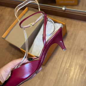 Scarpin Beira Rio Bico Fino Detalhe Dourado 4076.1320